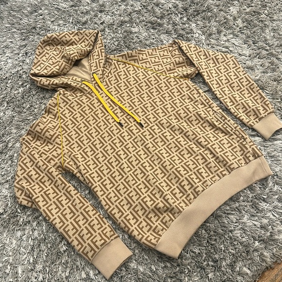 Fendi Sweat Shirt - Picture 2 of 4